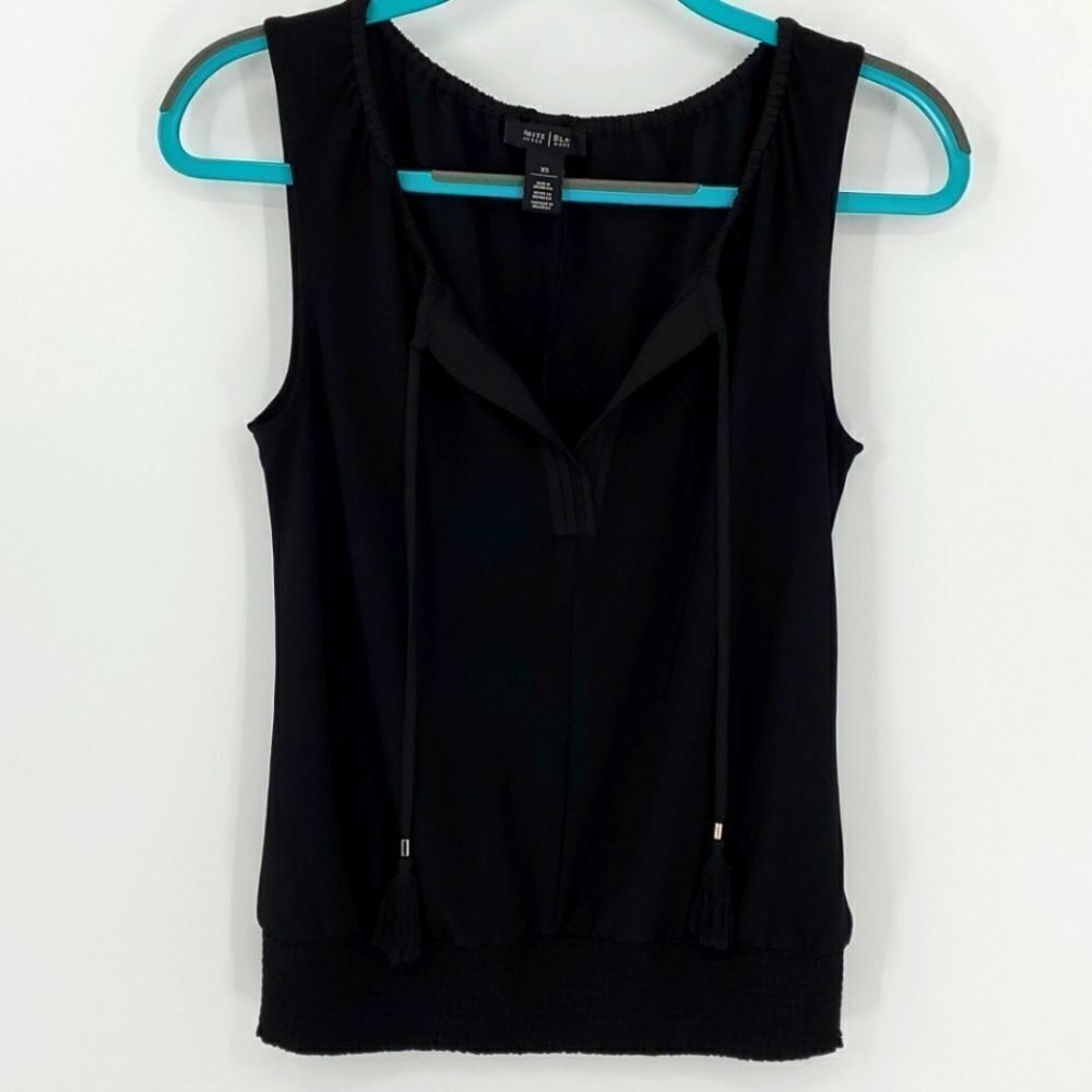 White houseย blackโ market..black sleevless top, XS.